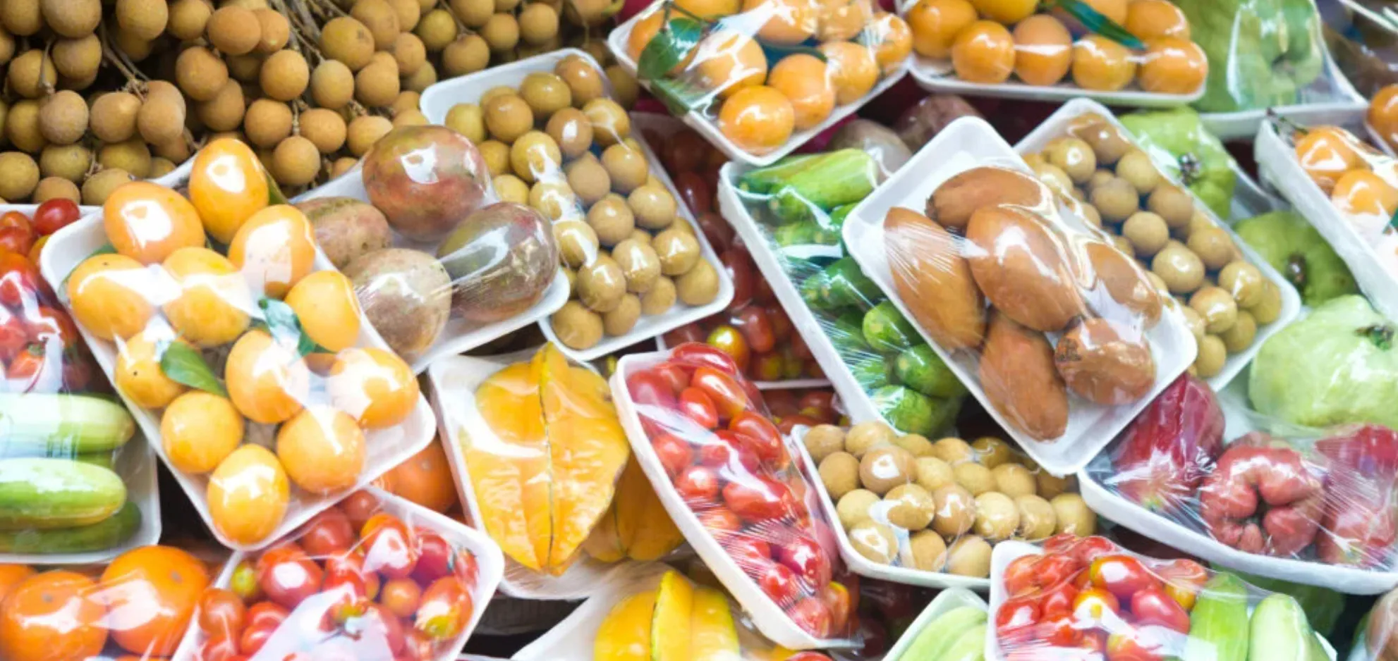 Fruit in plastic packaging